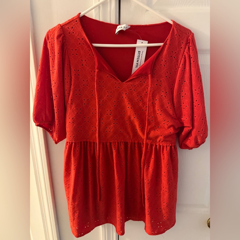 Gilli Scarlet Eyelet Top